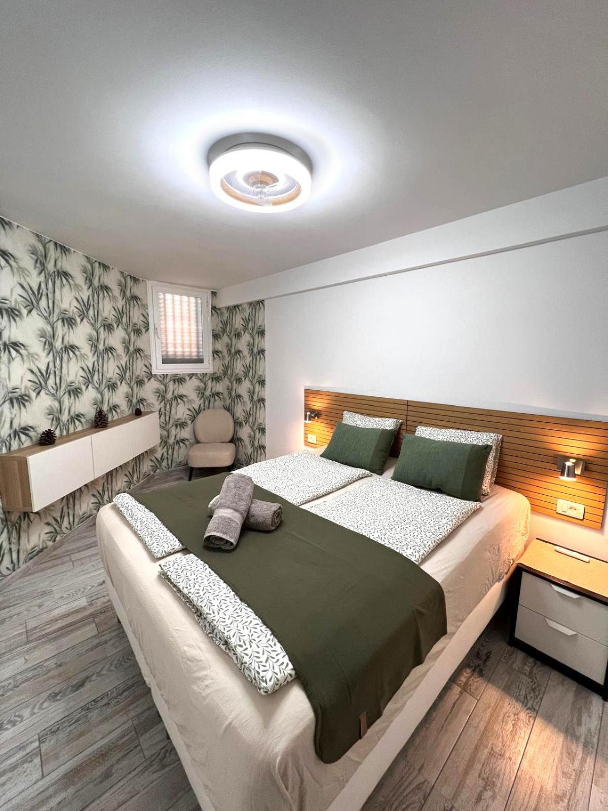 Lookout Point Tenerife Holiday Apartment Las Americas Плайя-Фаньябе Экстерьер фото